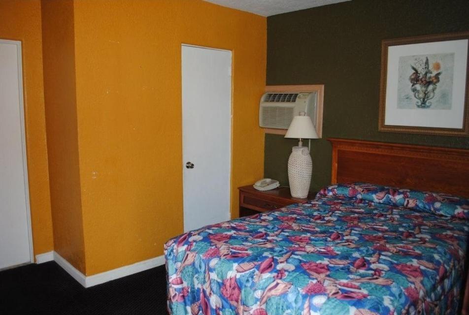 Atlantic Economy Inn Daytona Beach Oda fotoğraf